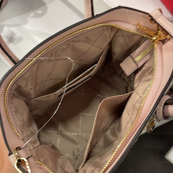 MICHAEL KORS
Avril Small Logo Top-Zip Satchel
Powder Blush Multi 
NWT - Picture 7 of 16